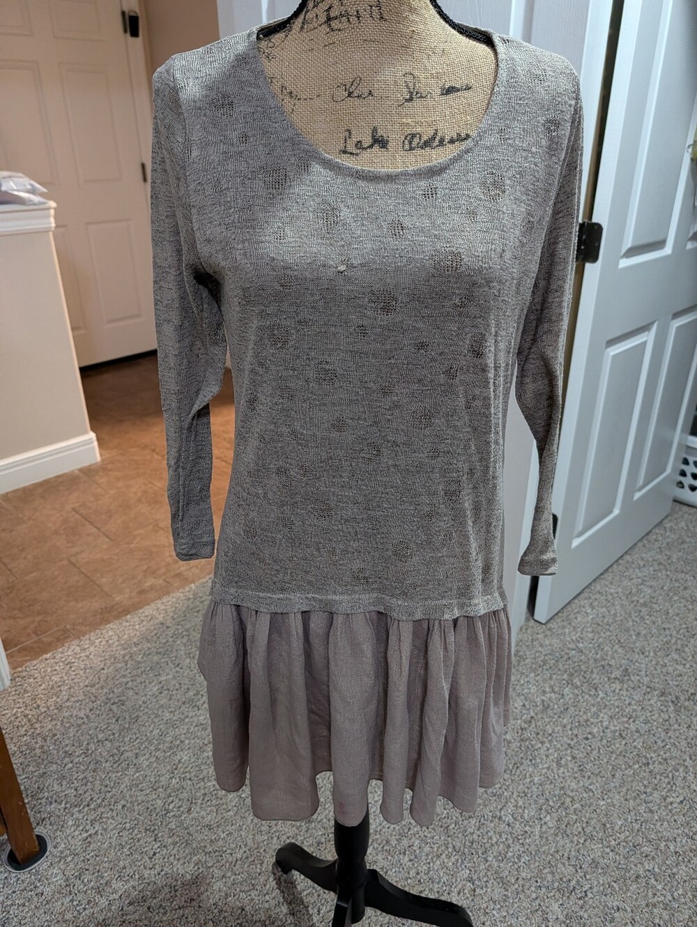 Women's Casual Long Sleeve Drop-Waist Shirt in Taupe